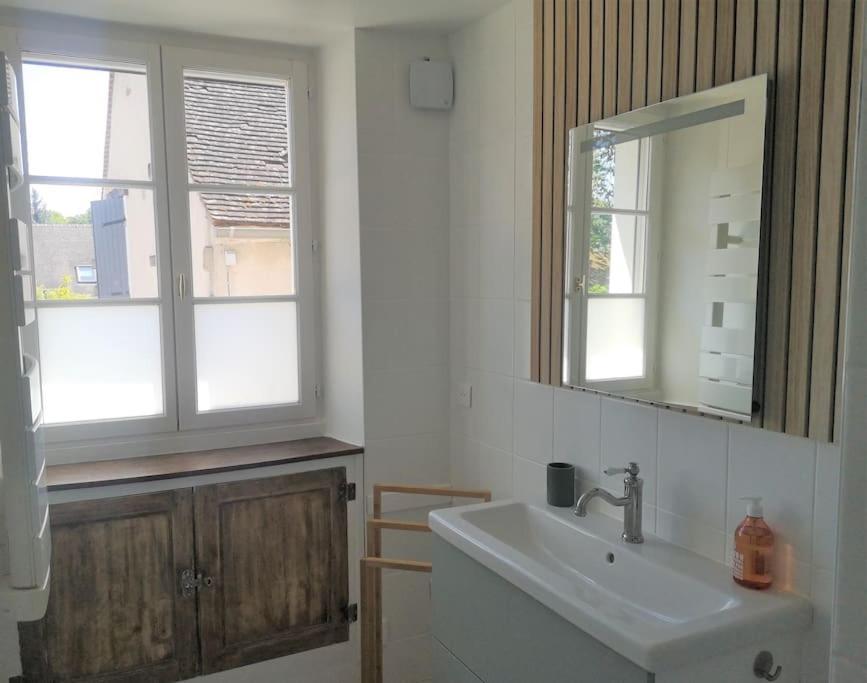 Petite Maison De Village Maincy Extérieur photo